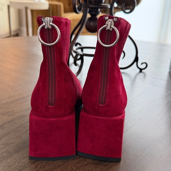 Via Spiga Lara Suede Booties - Picture 5 of 10